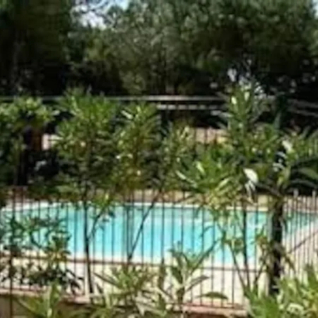 , Quartier Pinède Au Cap D'agde Agde