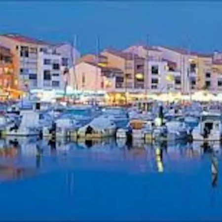 , Quartier Pinède Au Cap D'agde Villa *
