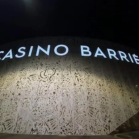 , Quartier Pinède Au Cap D'agde Agde